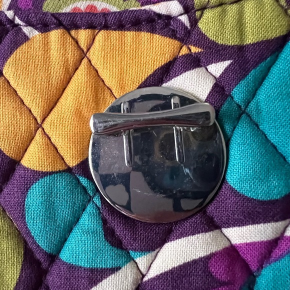 Vera Bradley Hipster saddle in plum crazy pattern ( retired pattern) - Picture 8 of 8